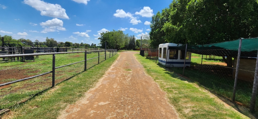 Commercial Property for Sale in Ferreira Free State